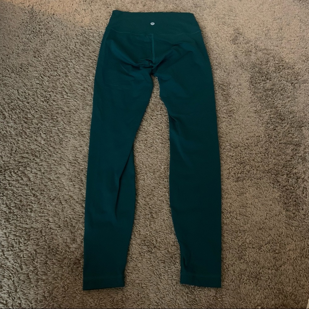 Lululemon Wunder under HR tight